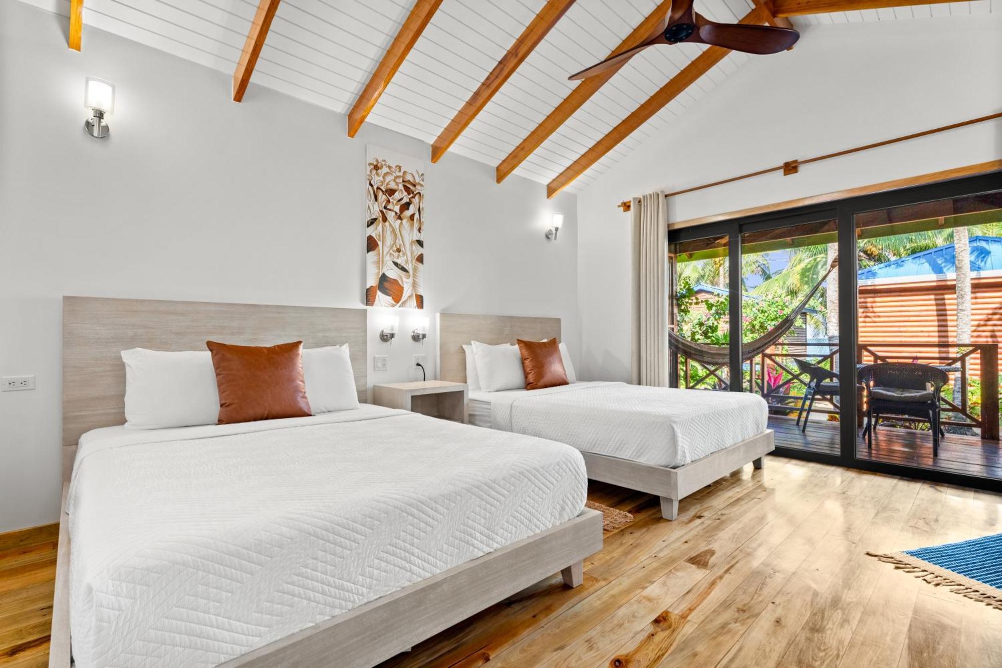 Coconut Row Boutique Hotel Hopkins Exterior foto